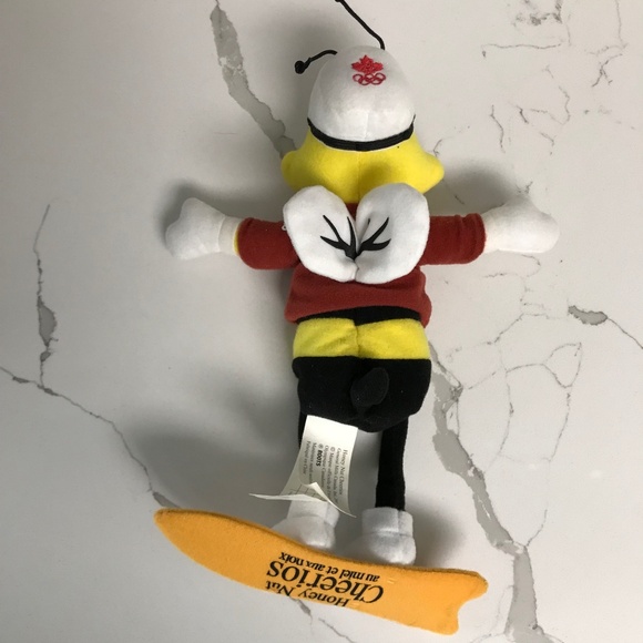 Vintage Honey Nut Cheerios Snowboarding Bee Doll Roots Canadian Olympics - Picture 3 of 10